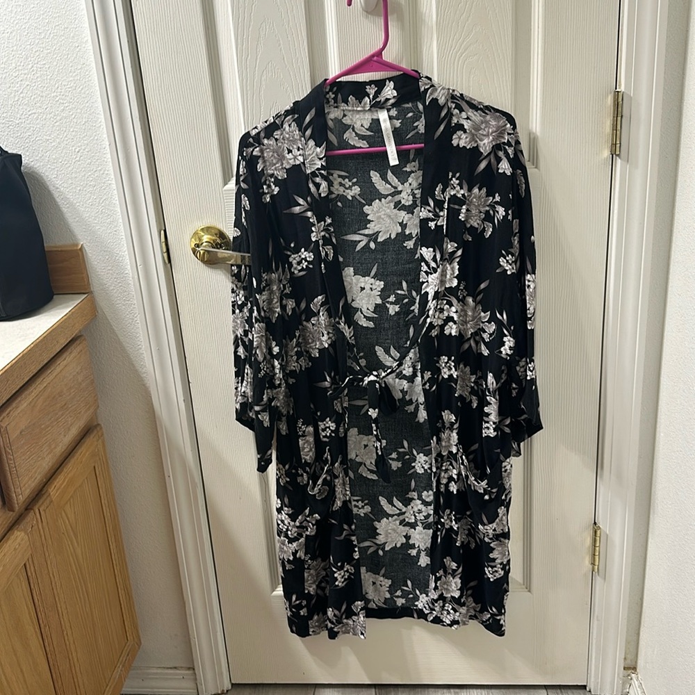 One-size floral cover up